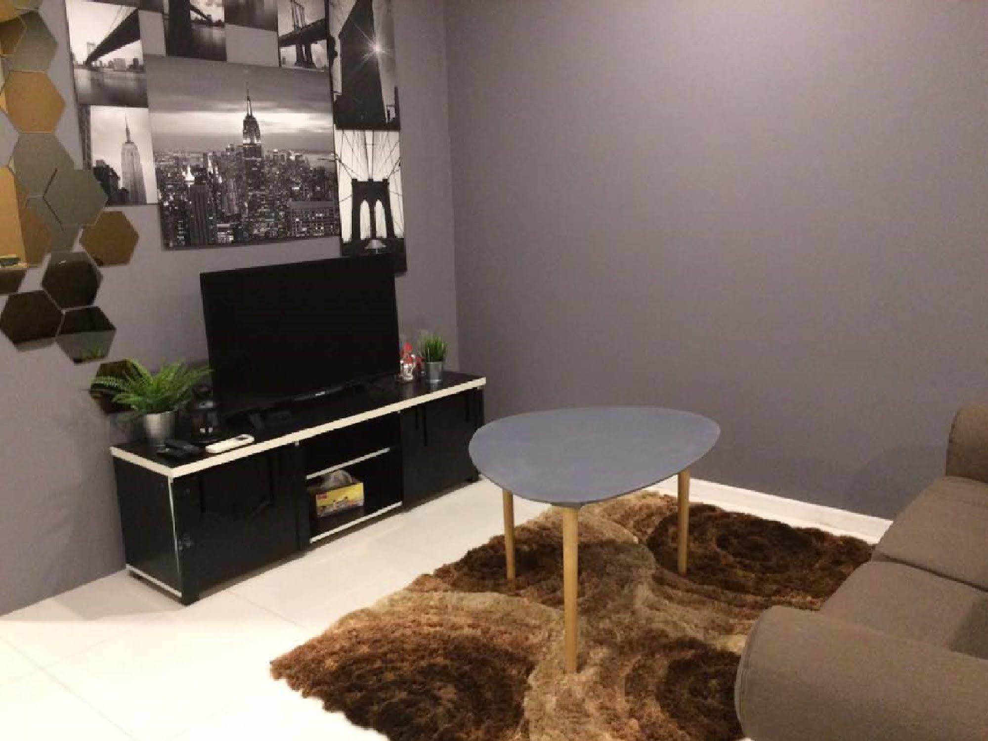 Inspired Homes @ Summer Apartment *